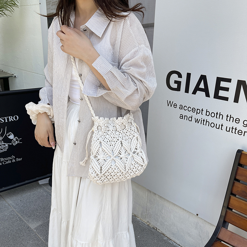 LEFTSIDE Weave Small Shoulder  – Crochet Bag Raffia recenzja i cena